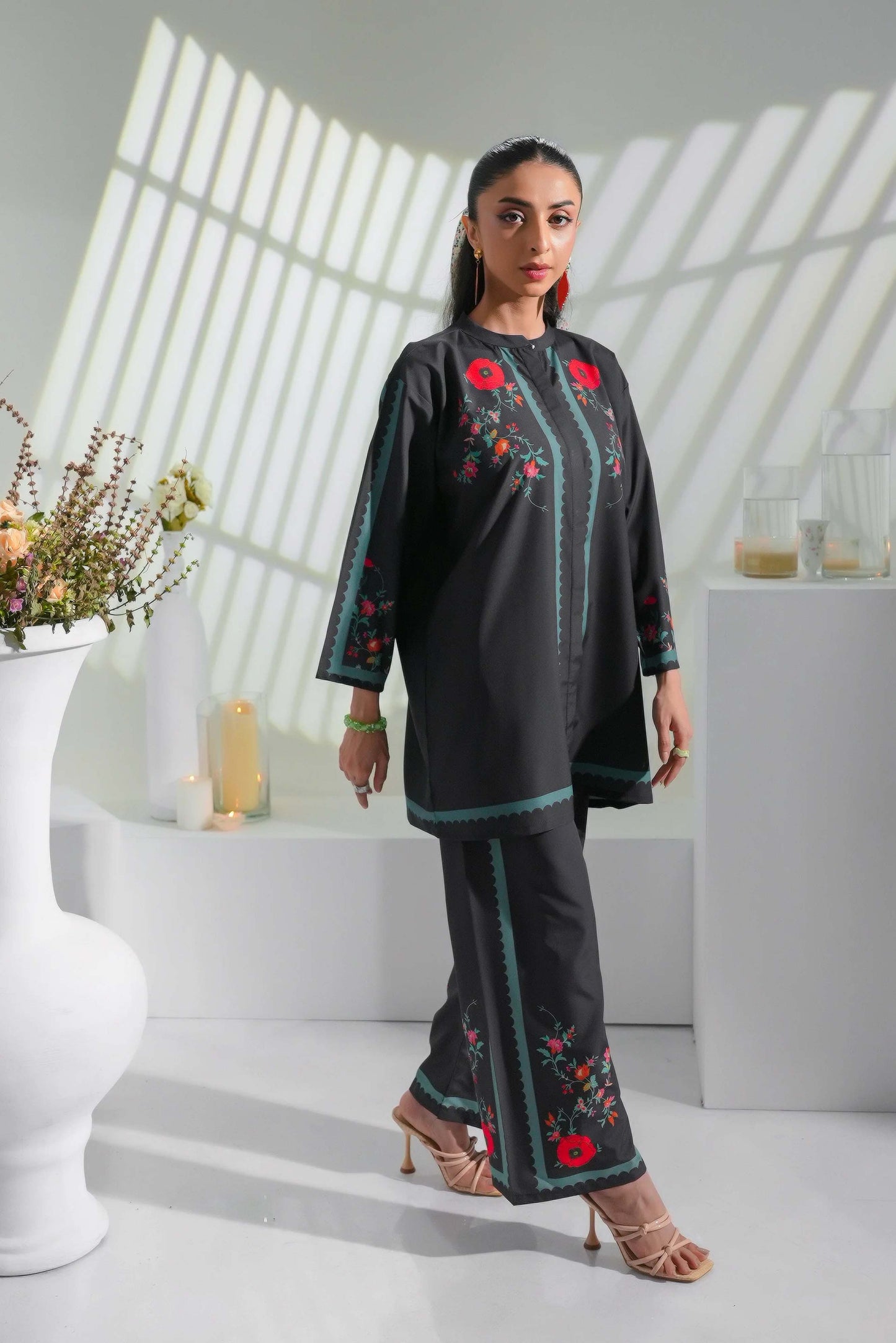 Trending Black Co-Ord Set Digital Printed Poly Lawn- Z822