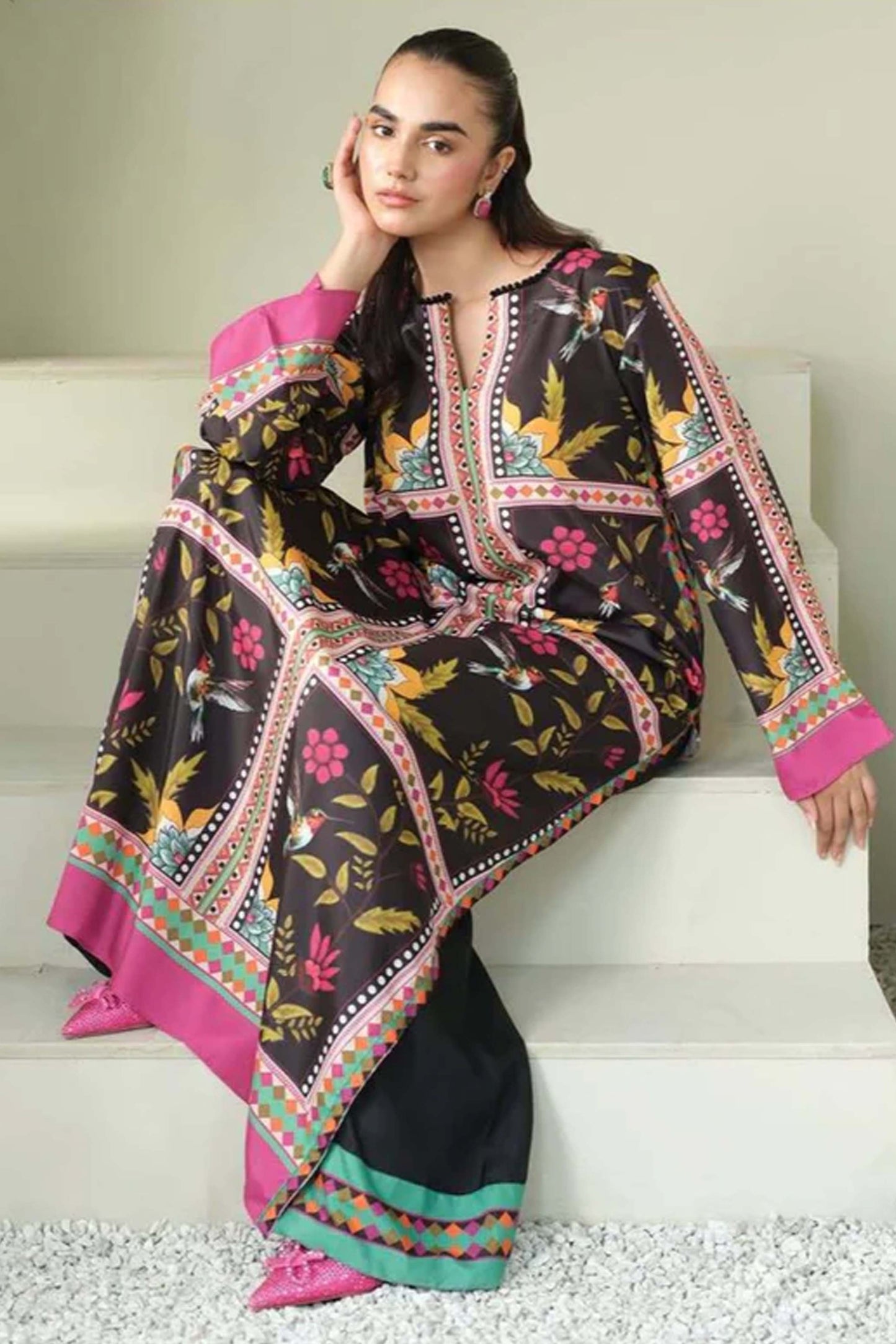 Best Selling Digital Printed Dress In Black Color 2Pcs - Z826