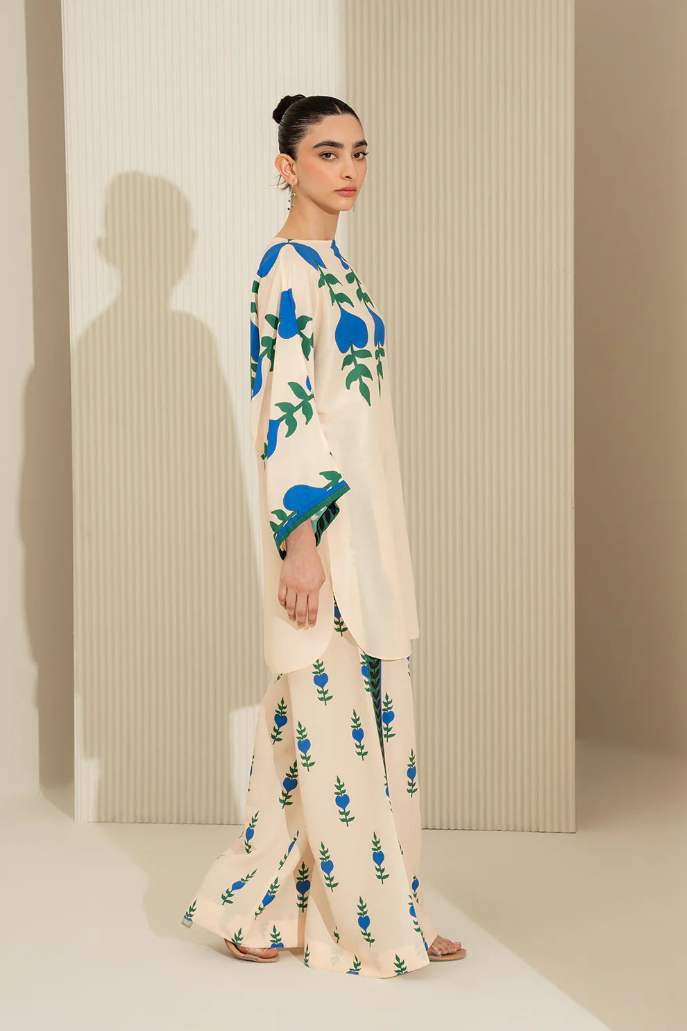 Trending Co-Ord Set Digital Printed Poly Lawn- Z811